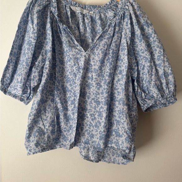 & Other Stories Tops - & Other Stories Blue Floral Blouse